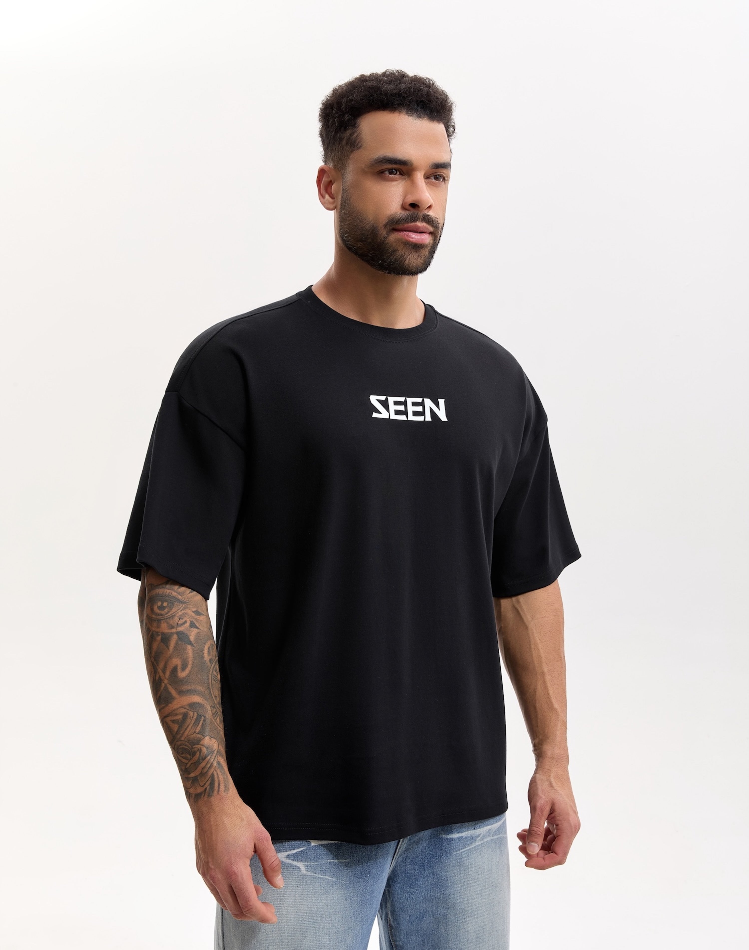 Essential Oversized Logo T-shirt