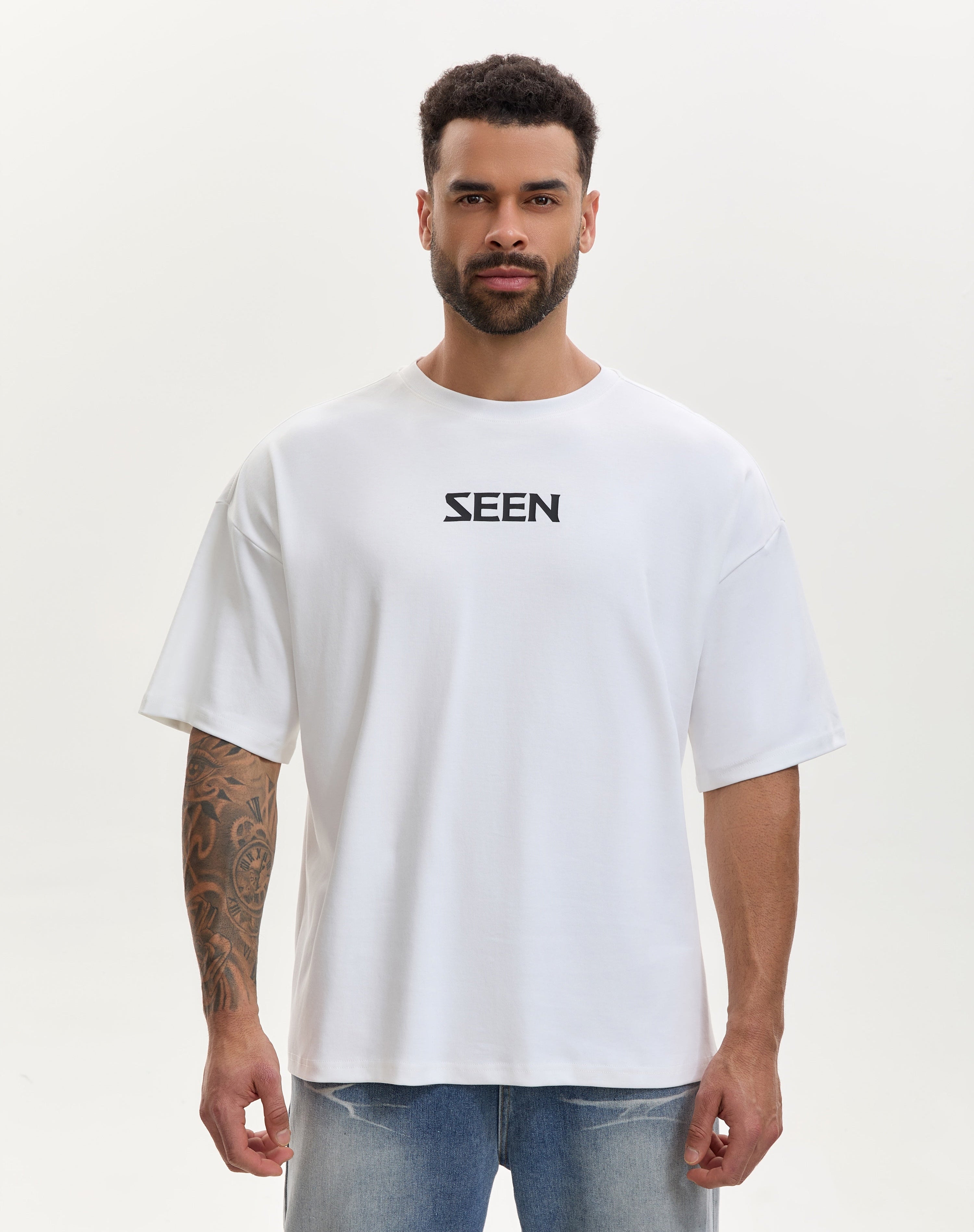 Essential Oversized Logo T-shirt