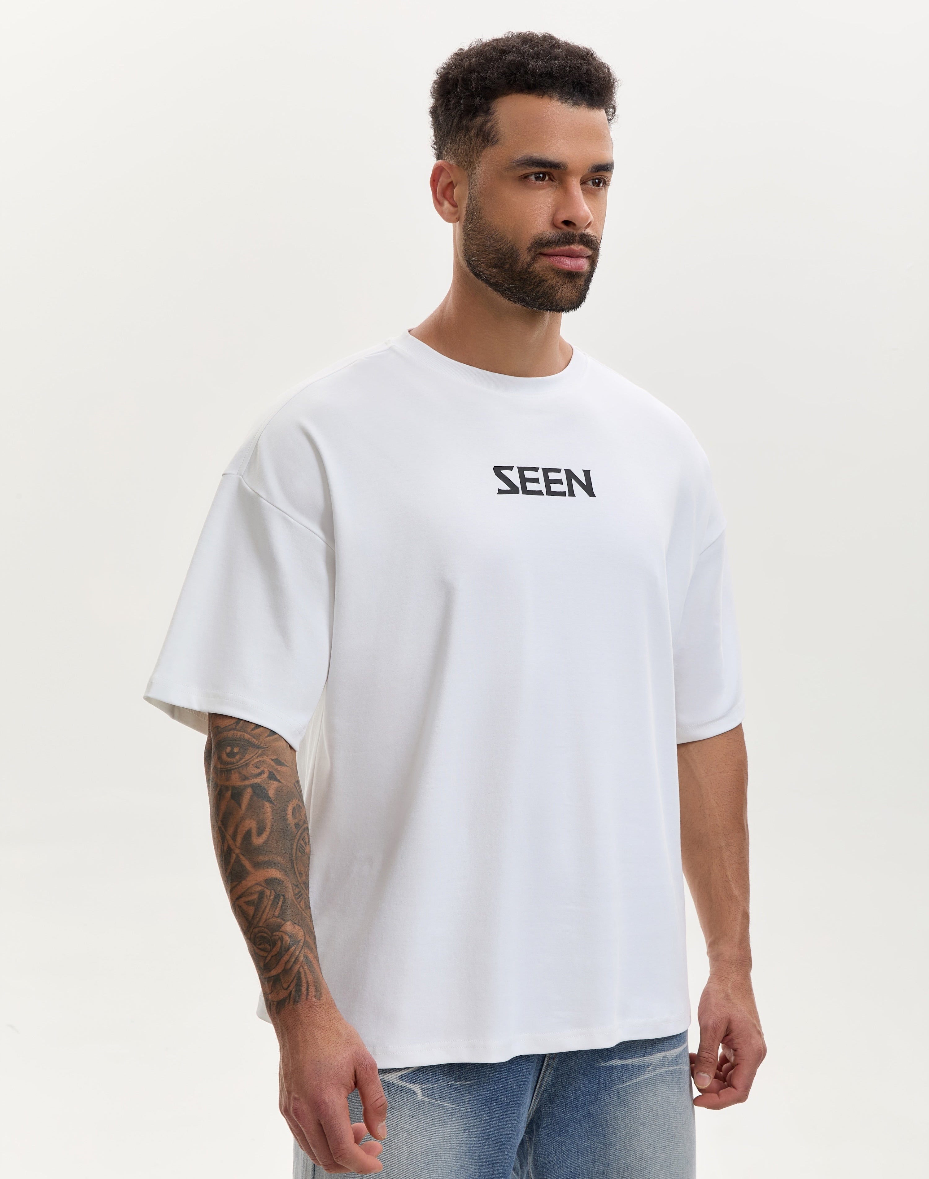 Essential Oversized Logo T-shirt